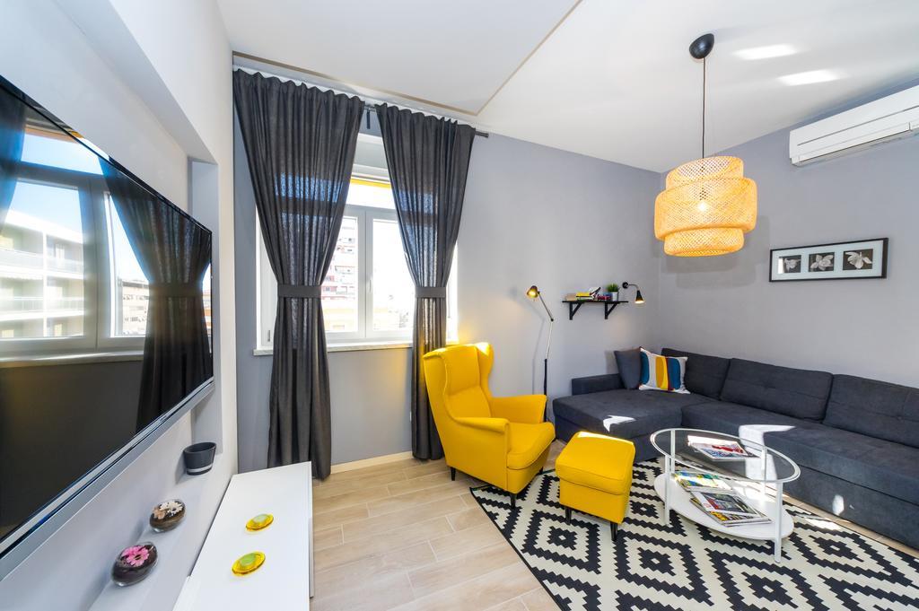Harbour Lounge Apartment Zara Esterno foto